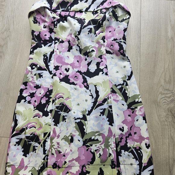 Dynamite Hydrangea Dress - Picture 2 of 3